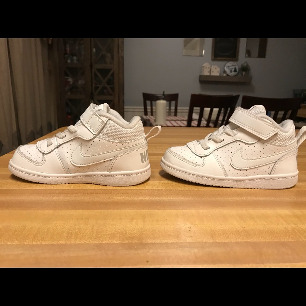 ❌SOLD❌ Nike Force 1 Mid Toddler Shoe Size 8
